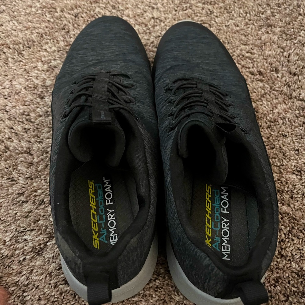 Sketchers memory foam shoes